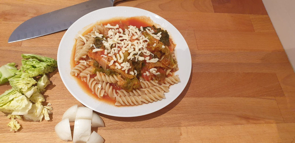 Rezeptbild für Annettes Tomaten-Wirsing süß-sauer