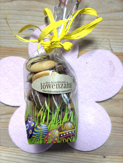 Produktfoto zu Mandel Eierlikör Kipferl, 100 g